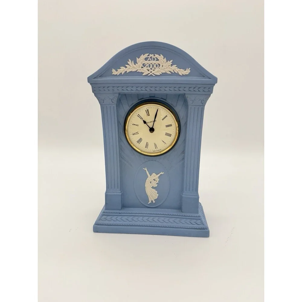 Vintage Wedgwood Blue Jasperware England Mantle Clock Millennium AD 2000 Works